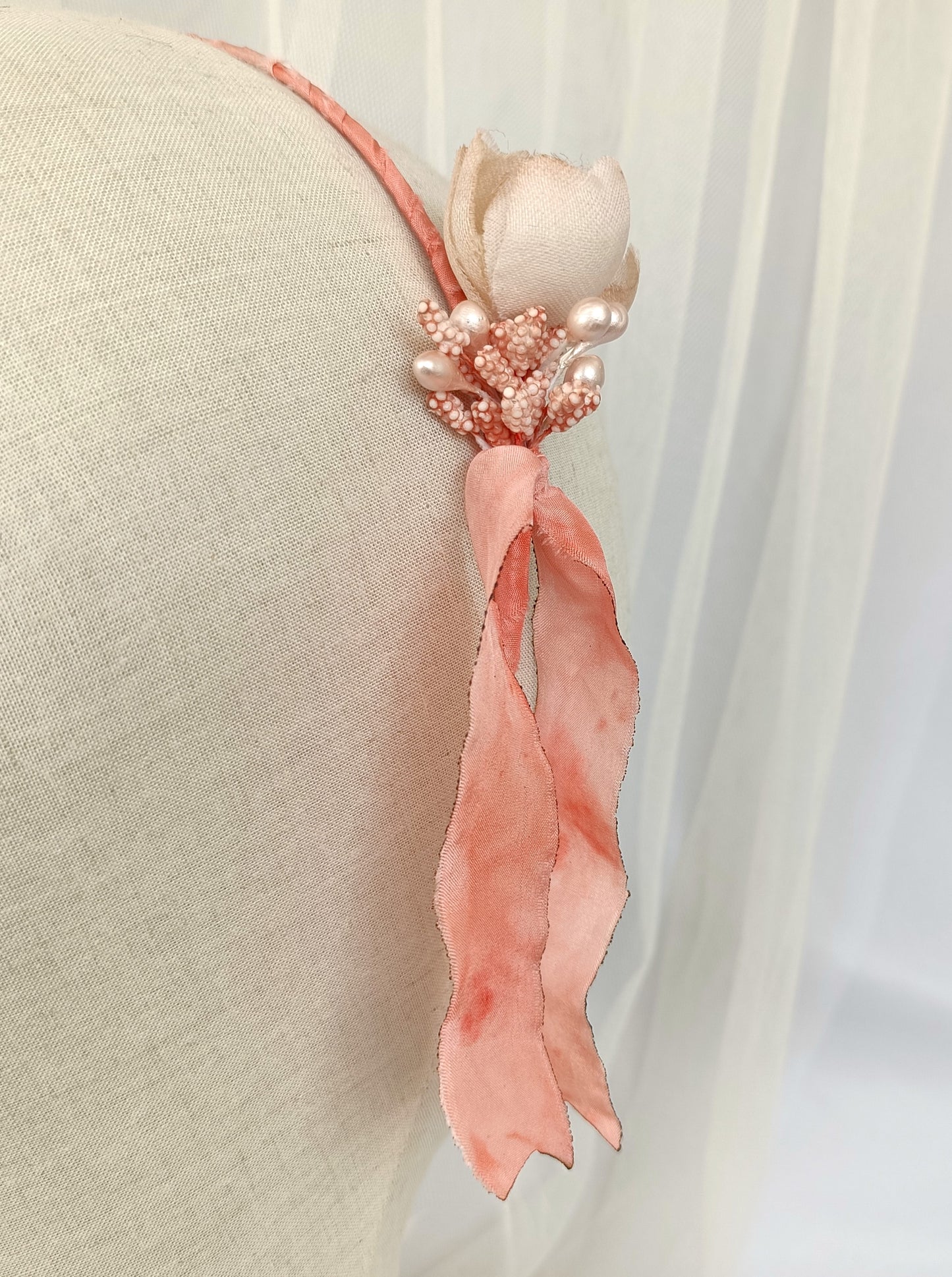 Diadema elegante para niña, diadema primera comunión, diadema rosa y beige de niña, diadema para fiesta de niña.