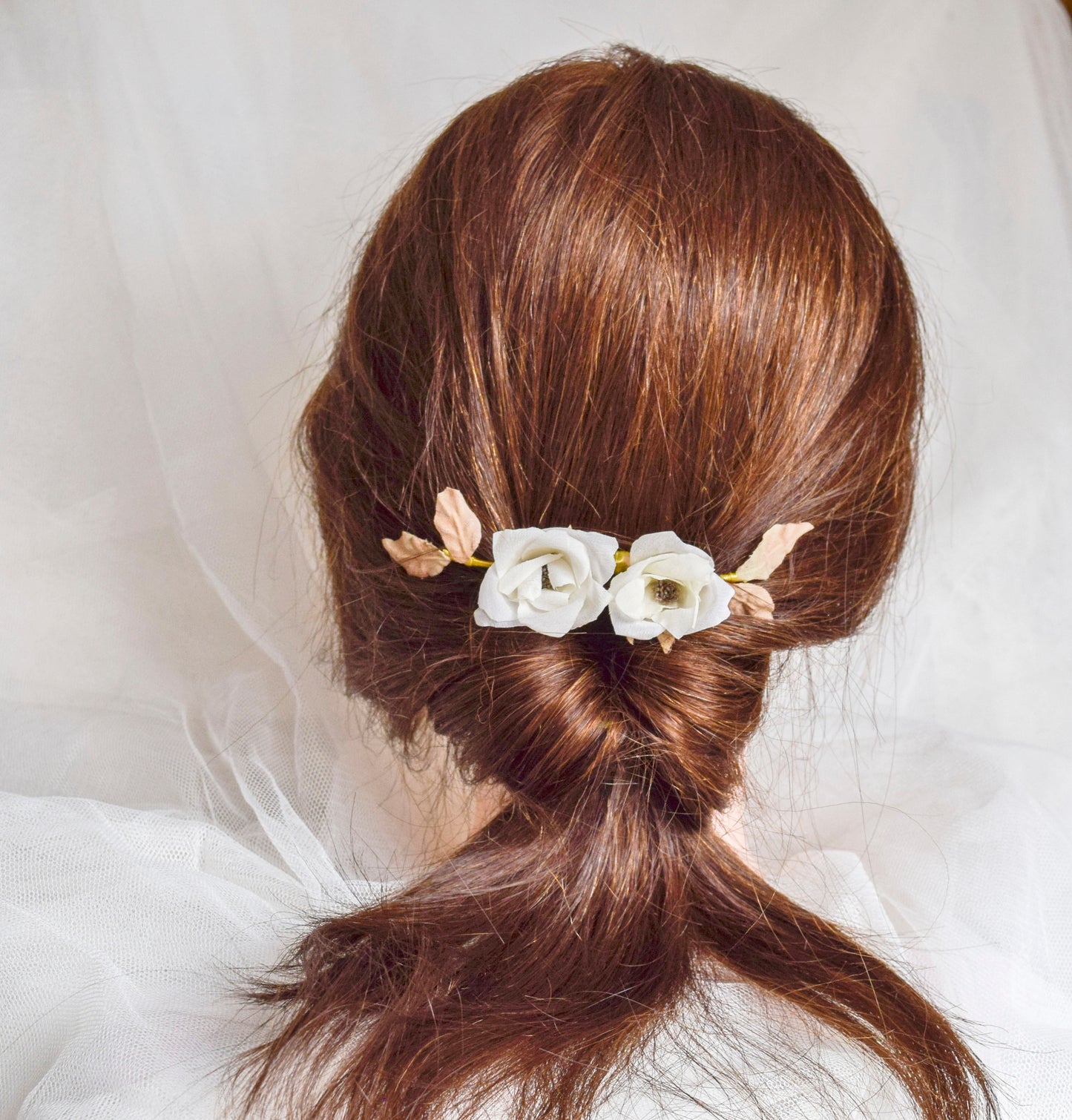 Rose comb.