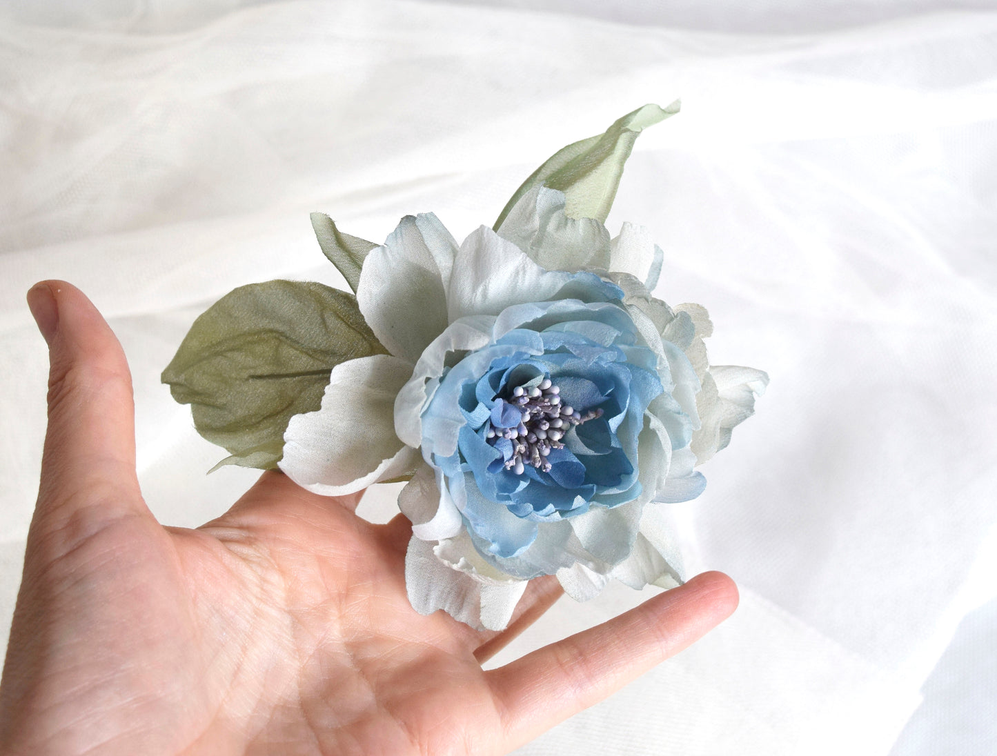 Broche Flor fantasía.