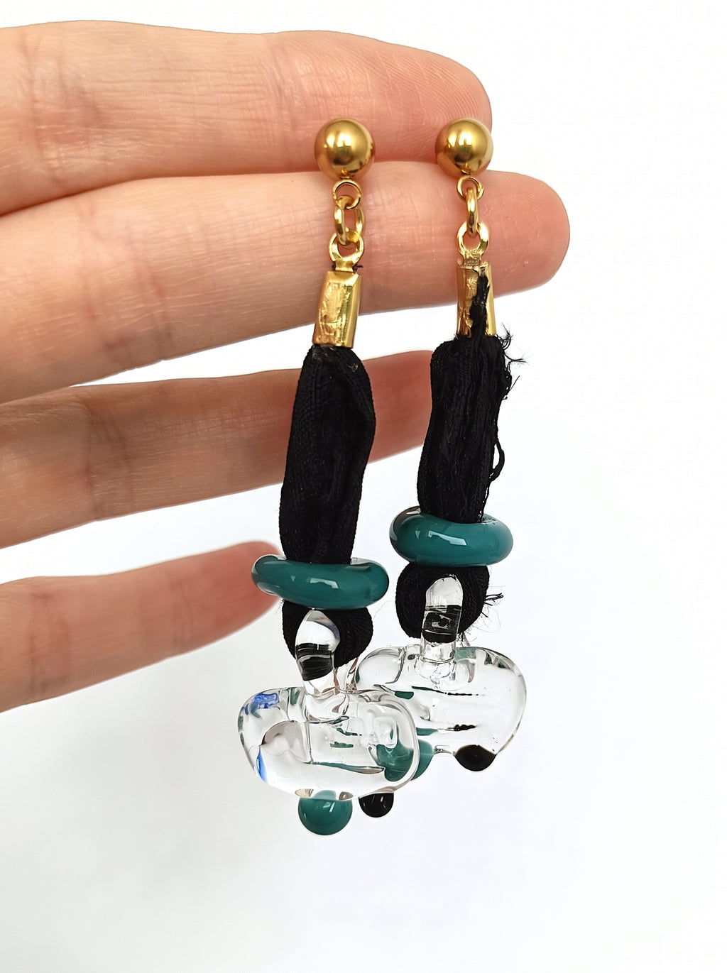 Pendientes vidrio y seda