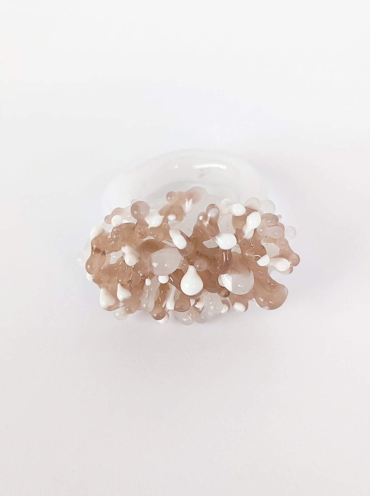 Anillo lotus y blanco