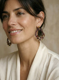 Pendientes de hilo de lino granate.