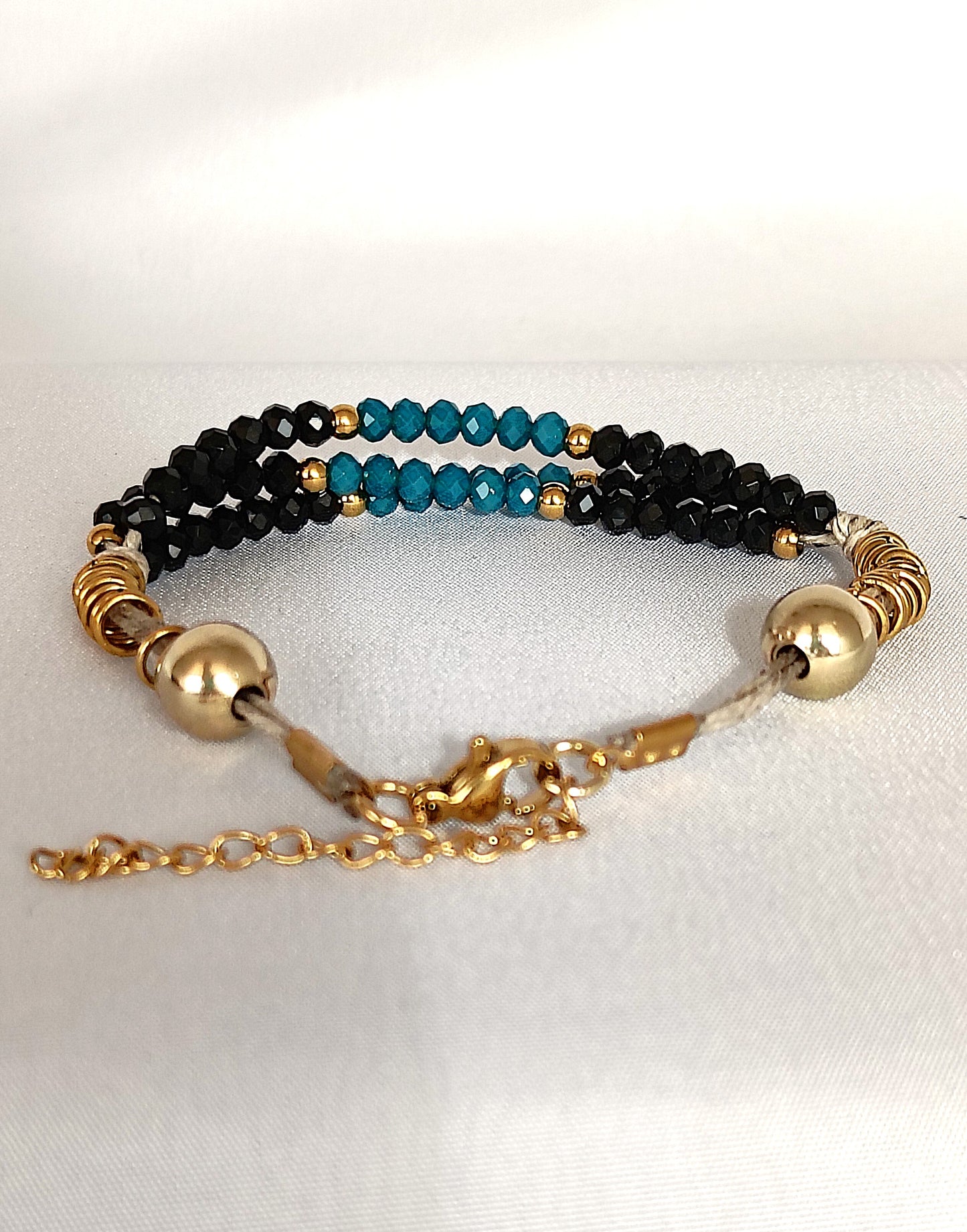 Pulsera Serena Negro & Turquesa.