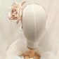 Tocado de rosa marfil, Tocado de flores de seda para boda boho, Diadema con rosa para dama de honor, Accesorio floral para el pelo para boda rústica.