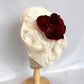 Tocado de encaje marfil para novia, Sombrero estilo vintage con flores rojas para novia, Sombrero de encaje marfil para novia vintage, Sombrero de novia blanco y rojo.
