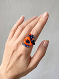 Anillo de vidrio de corazón naranja