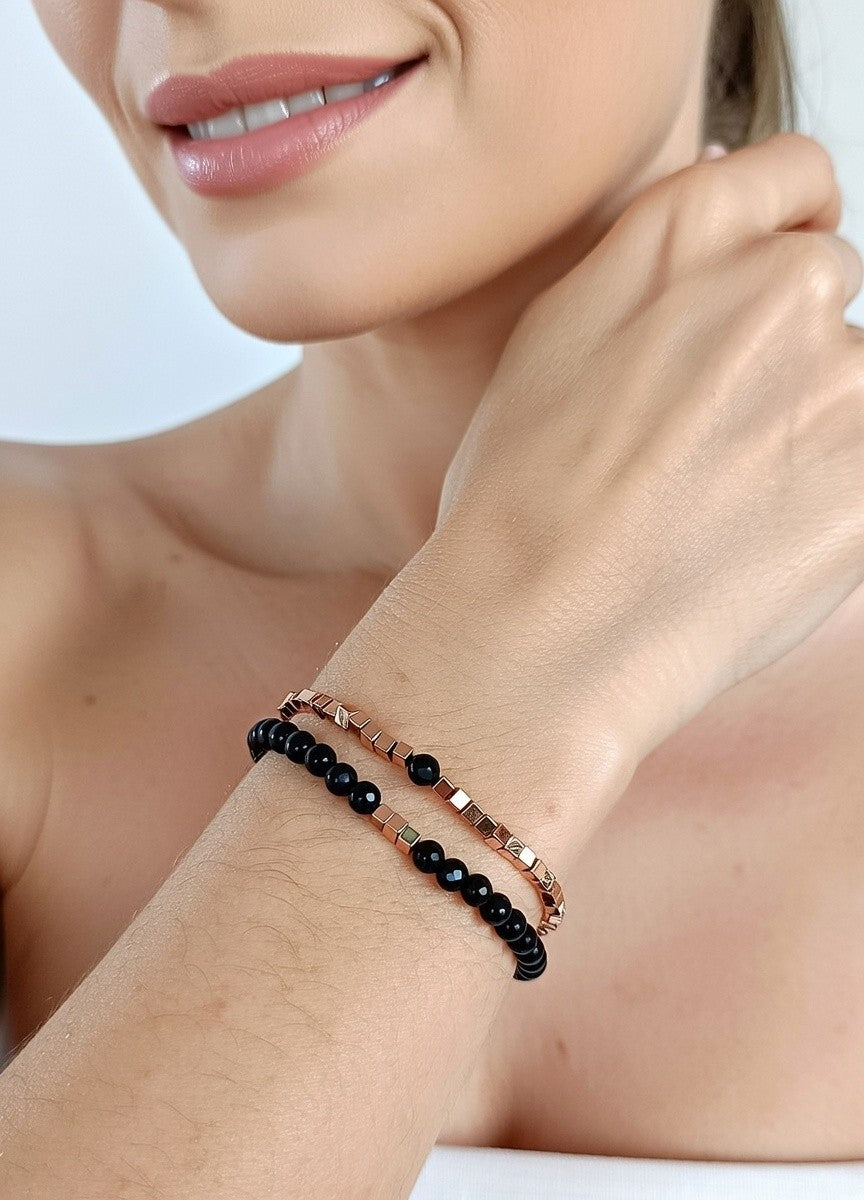 Pulsera doble de piedra natural.