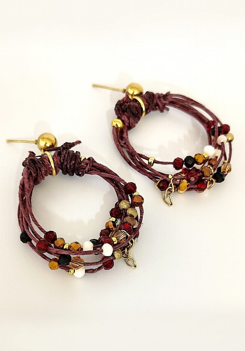 Pendientes de hilo de lino granate.