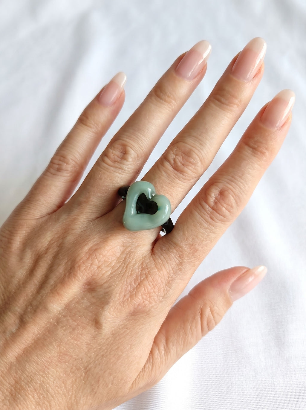 ANILLO DE VIDRIO DE CORAZÓN VERDE