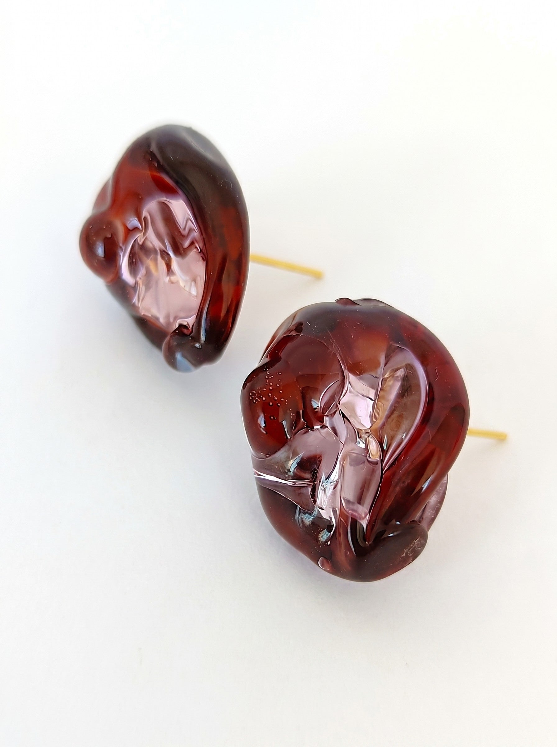 Pendientes de vidrio en rosa y granate