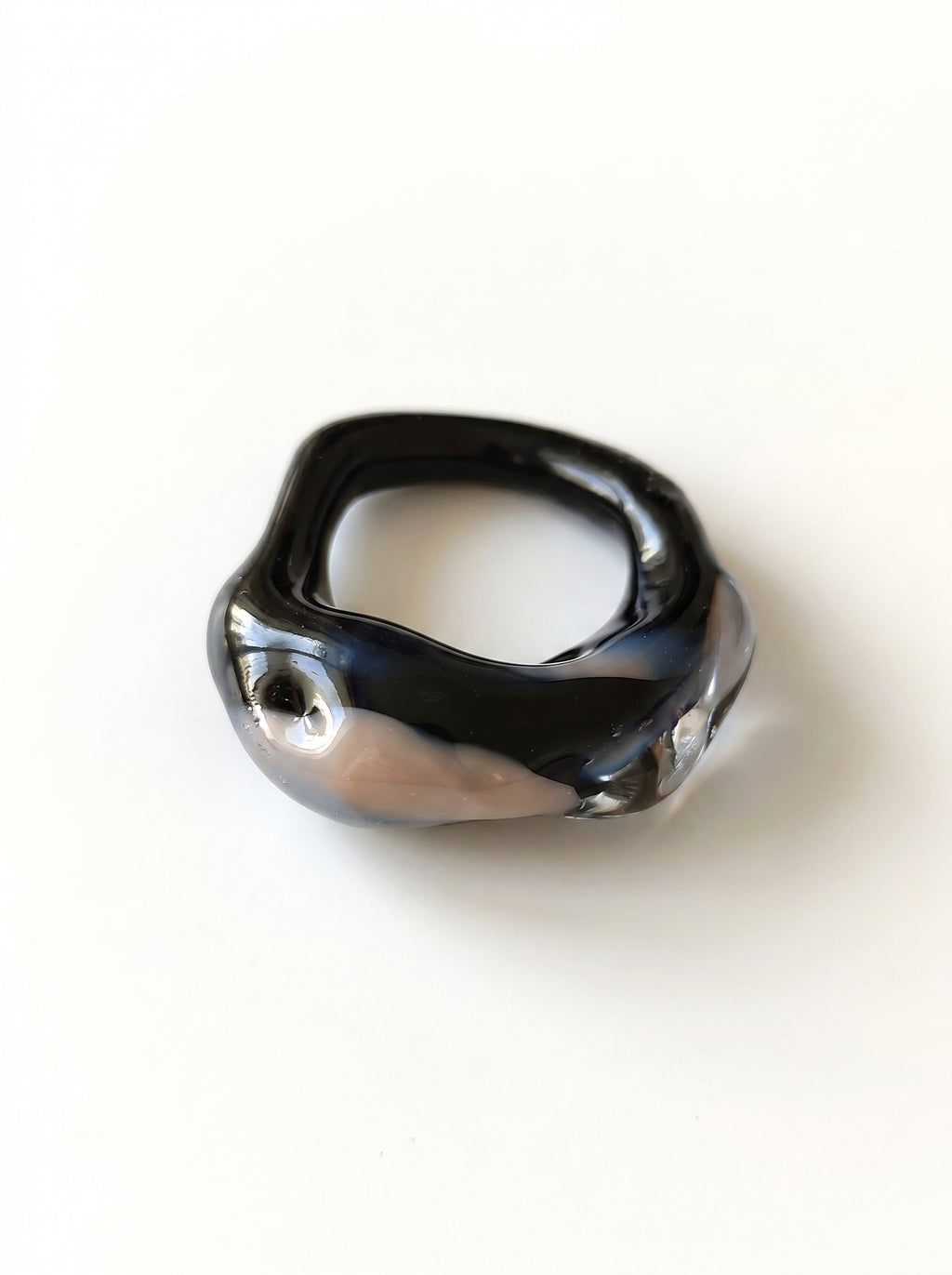 Anillo de Vidrio Negro Lotus y Azul